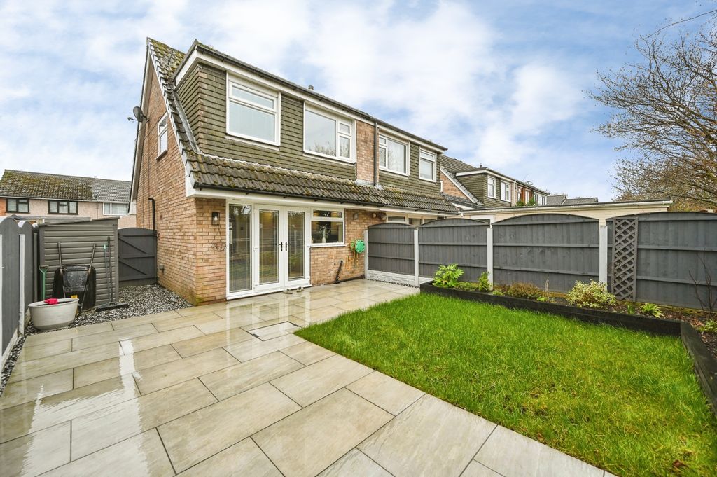 Property photo 2 of 15