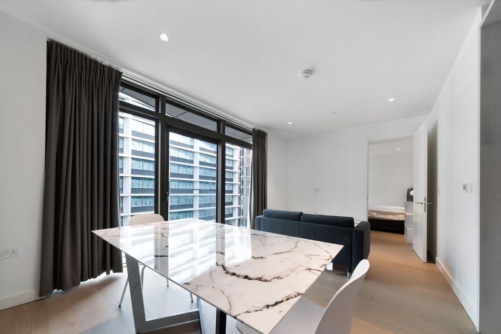 Property photo 3 of 9 Image