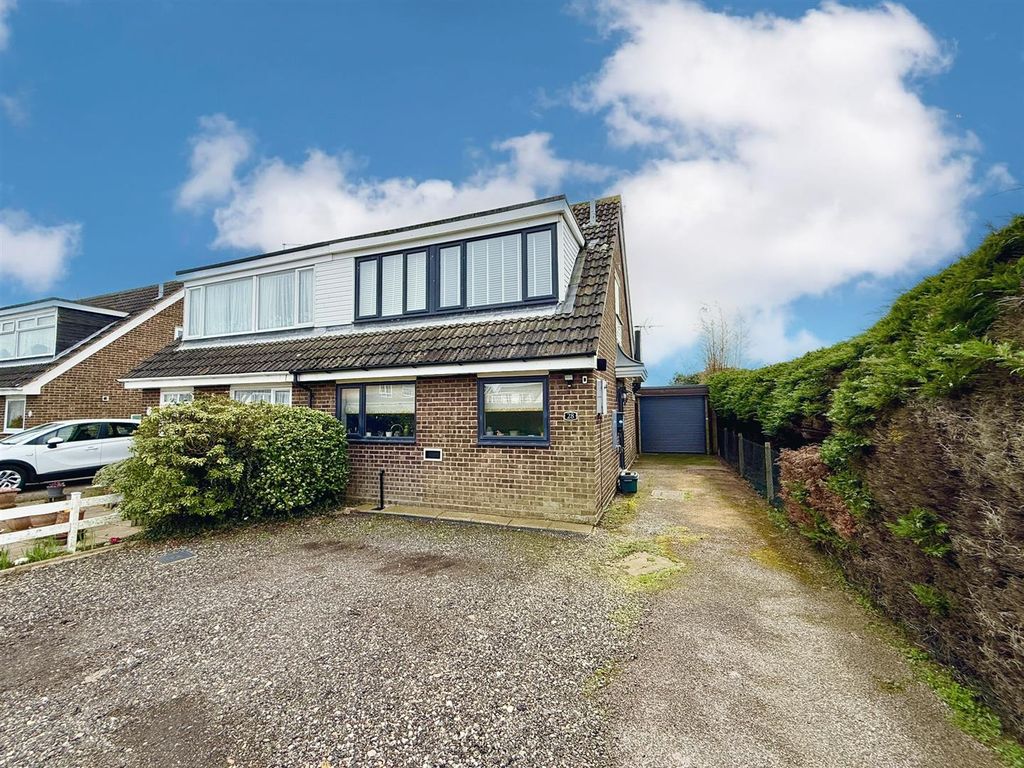 Property photo 1 of 21 Front Aspect