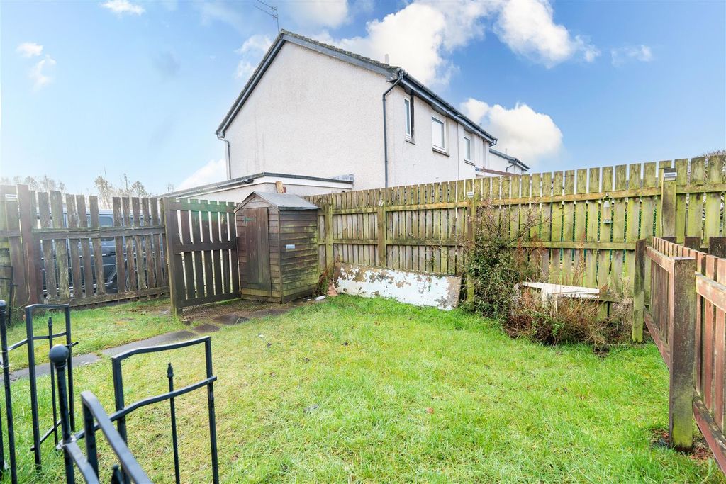 Property photo 2 of 9 Rear.External.Jpg