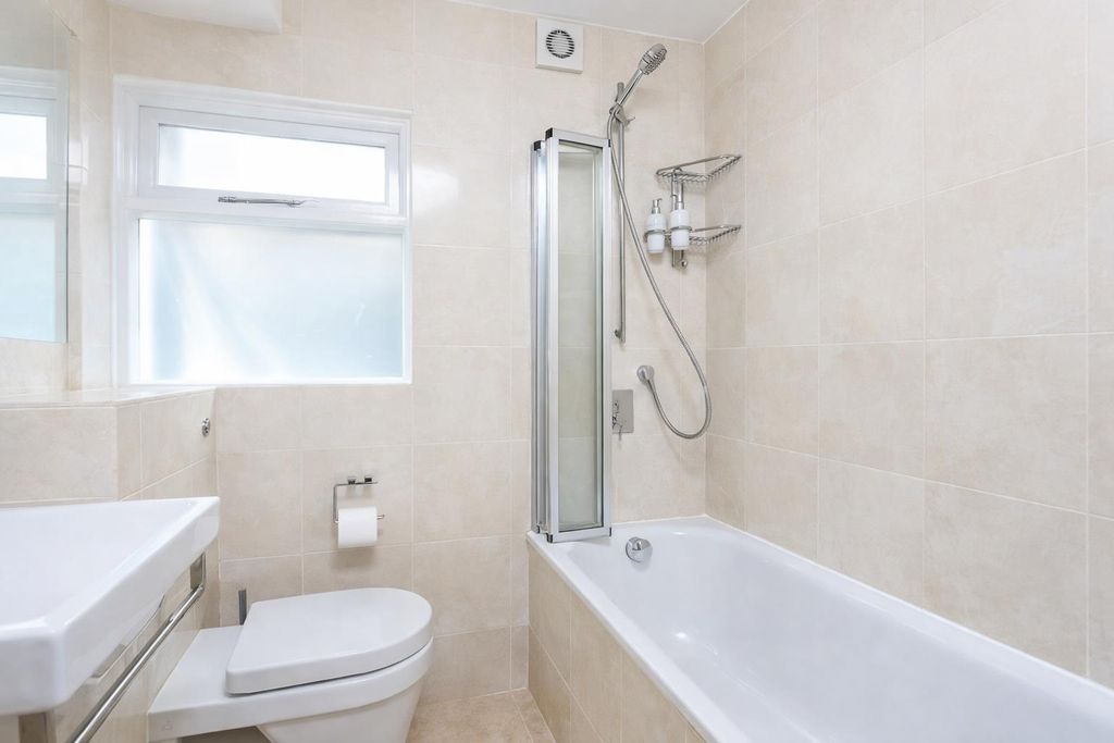 Property photo 2 of 4 234B5F7B-B0d7-4ba7-B634-7551d70B73B9.Png