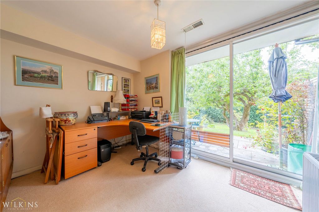 Property photo 3 of 26 Picture No. 06