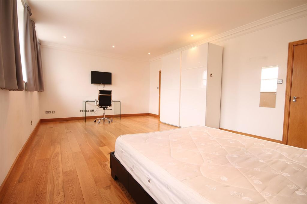 Property photo 2 of 6 6.Jpg