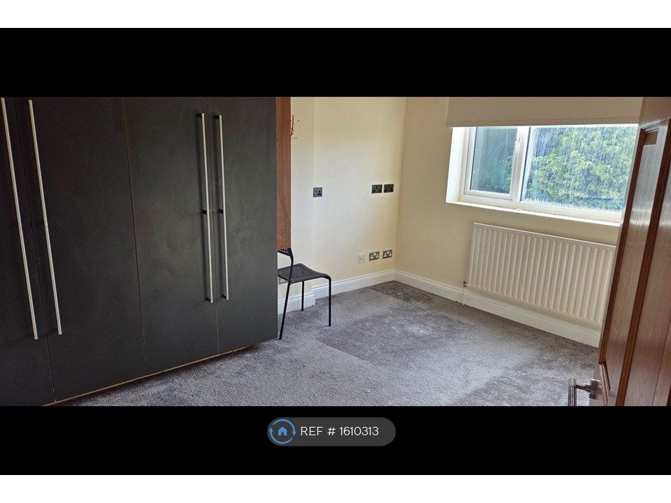 Property photo 3 of 3