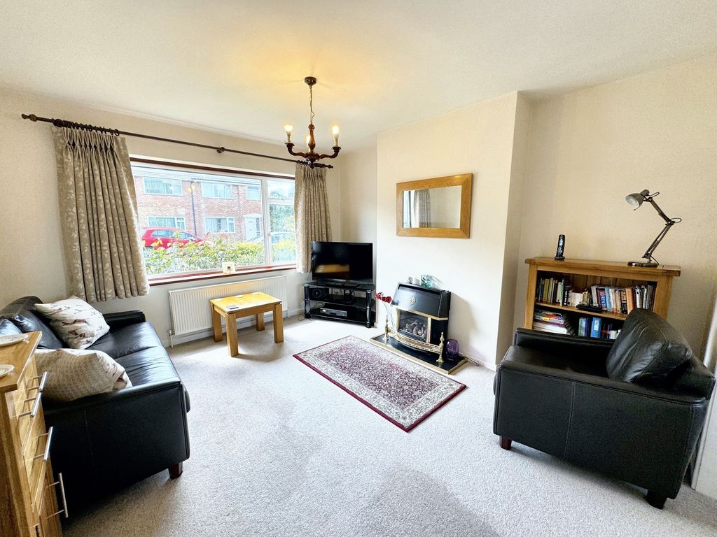 Property photo 2 of 22