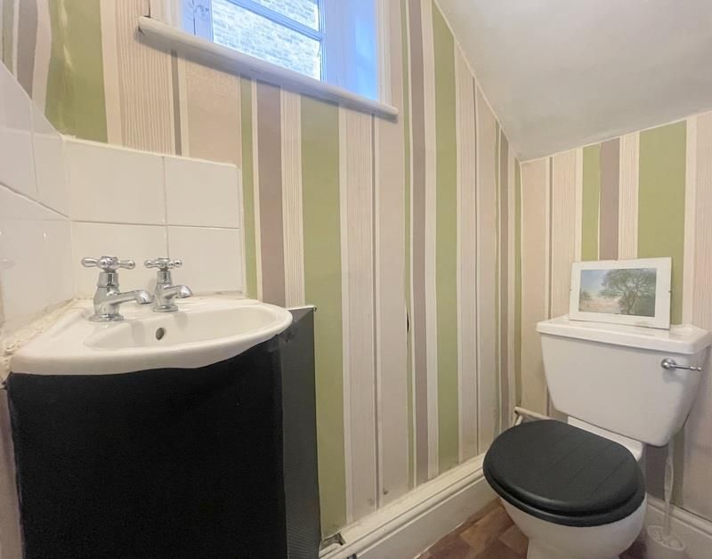 Property photo 3 of 7 Photo