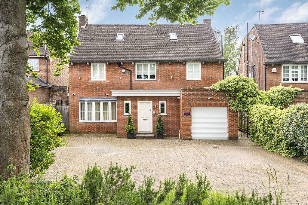 Property photo 1 of 29 Picture No. 28