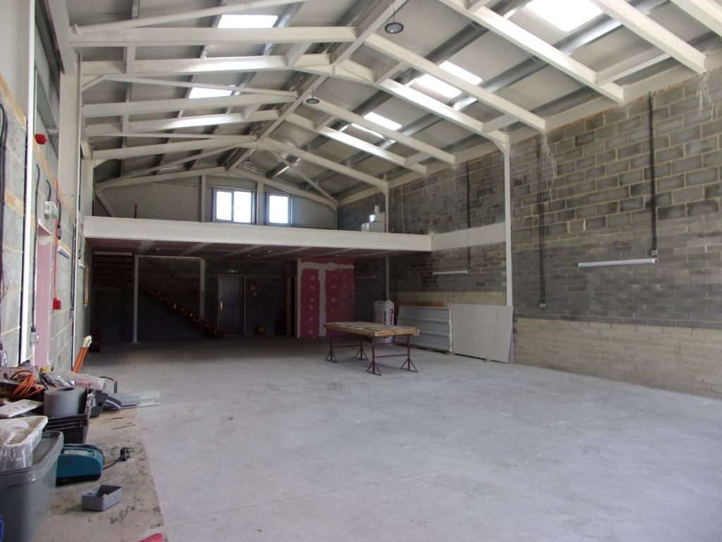 Property photo 3 of 8 Photo 11