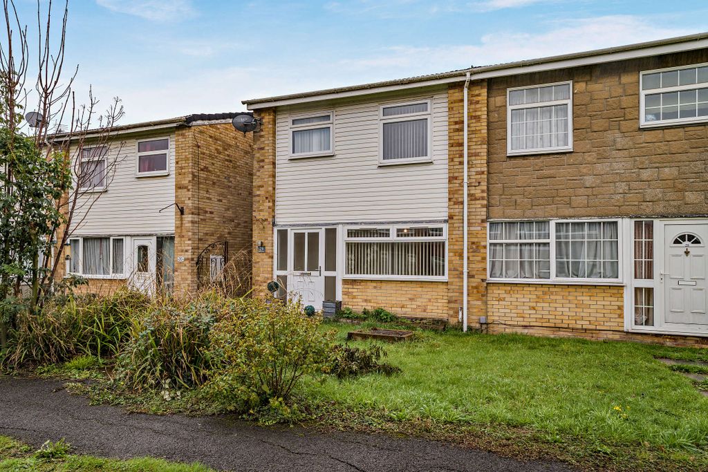 Property photo 1 of 12
