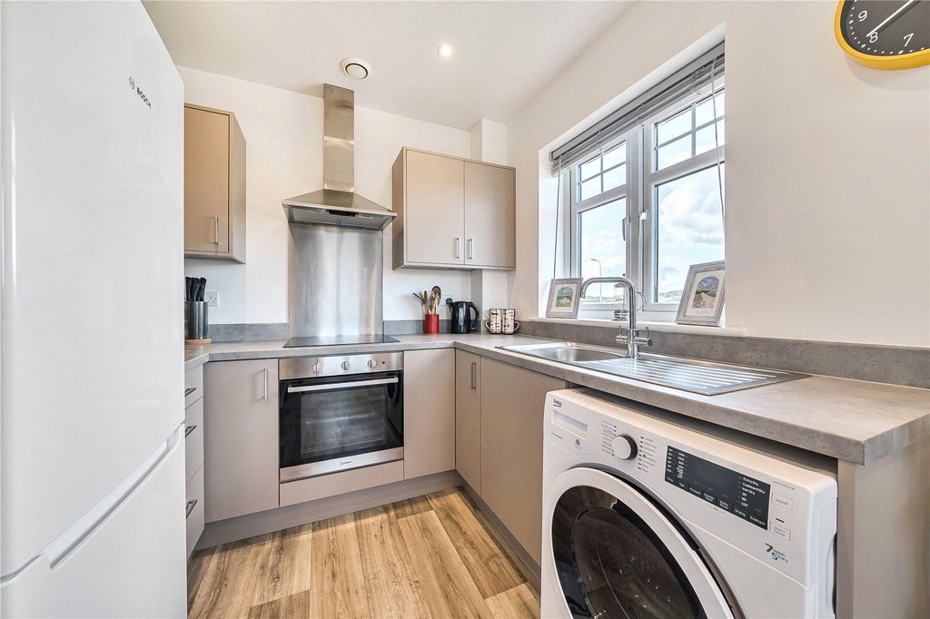 Property photo 2 of 12 Picture No. 09