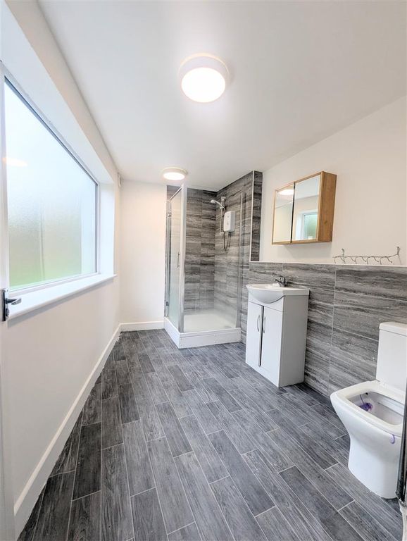 Property photo 1 of 5 1000384659.Jpg