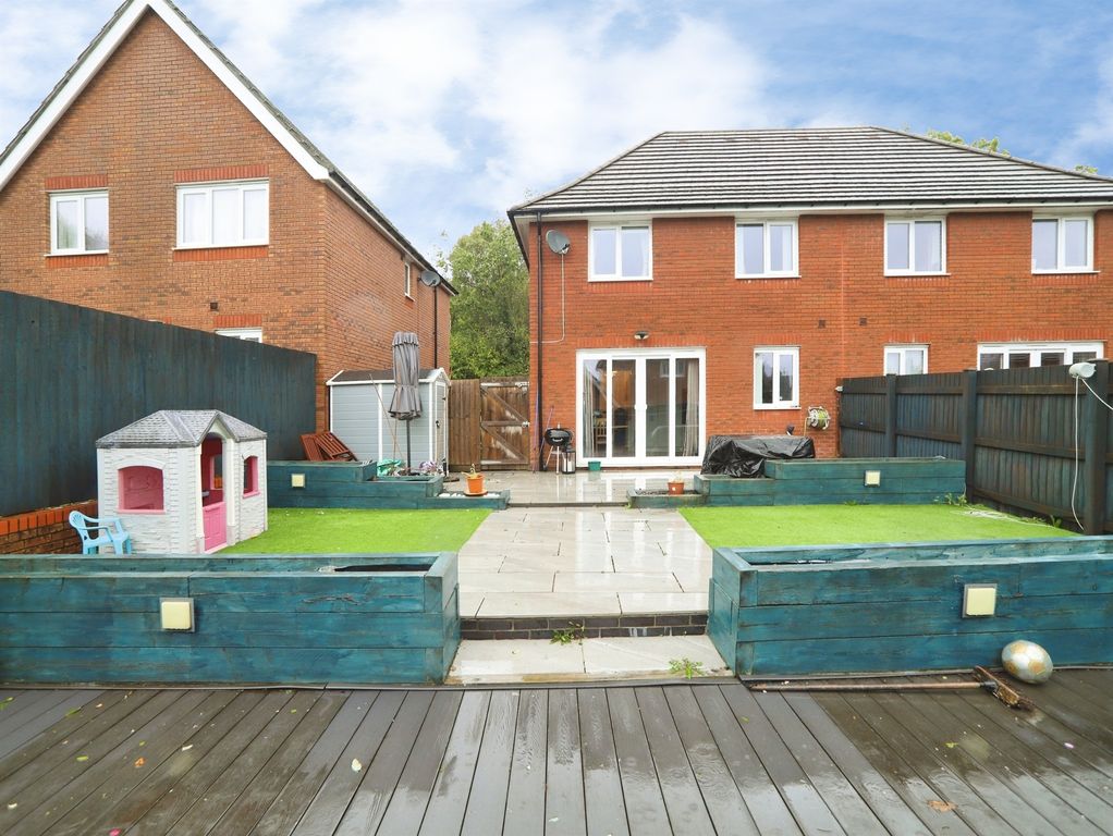 Property photo 2 of 19