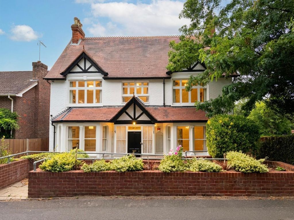 Property photo 1 of 19 Fea42429-20Cb-4921-8254-B11Bd357F12E.Jpg