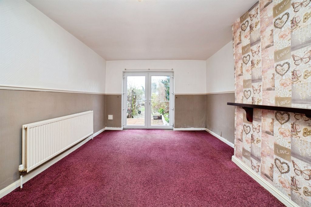 Property photo 2 of 22