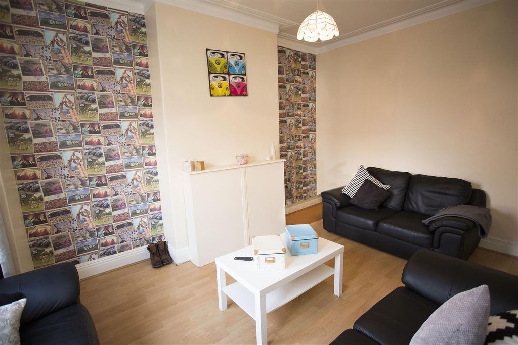 Property photo 3 of 10 Property Photo