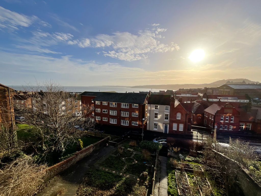 Property photo 2 of 26