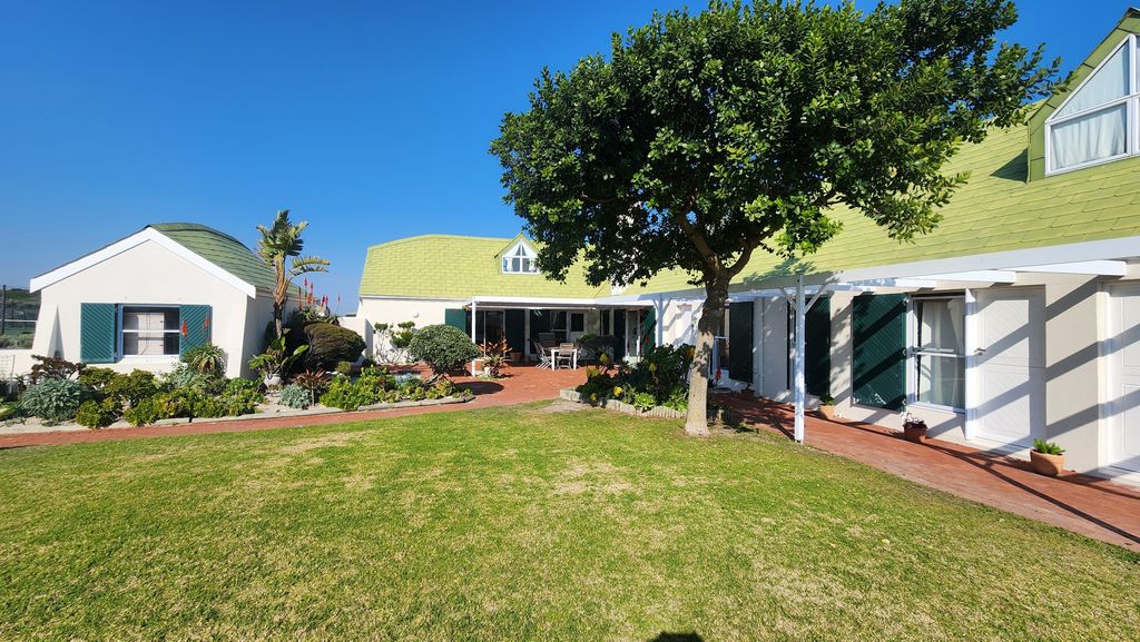 Property photo 2 of 53