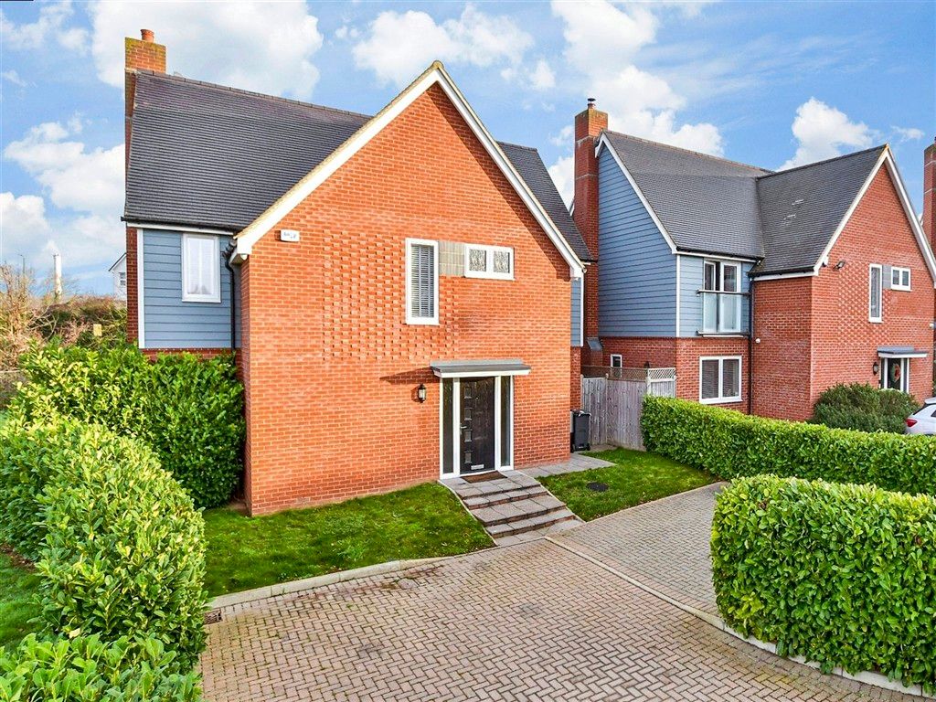 Property photo 1 of 19 External (Web)