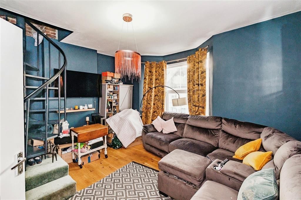 Property photo 2 of 10 Reception Room