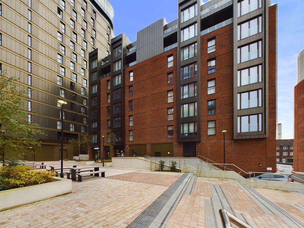 Property photo 1 of 26