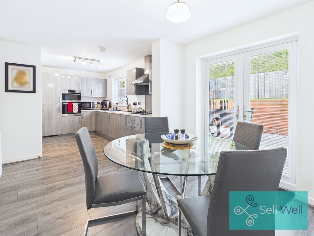 Property photo 3 of 27 Kitchen/Diner