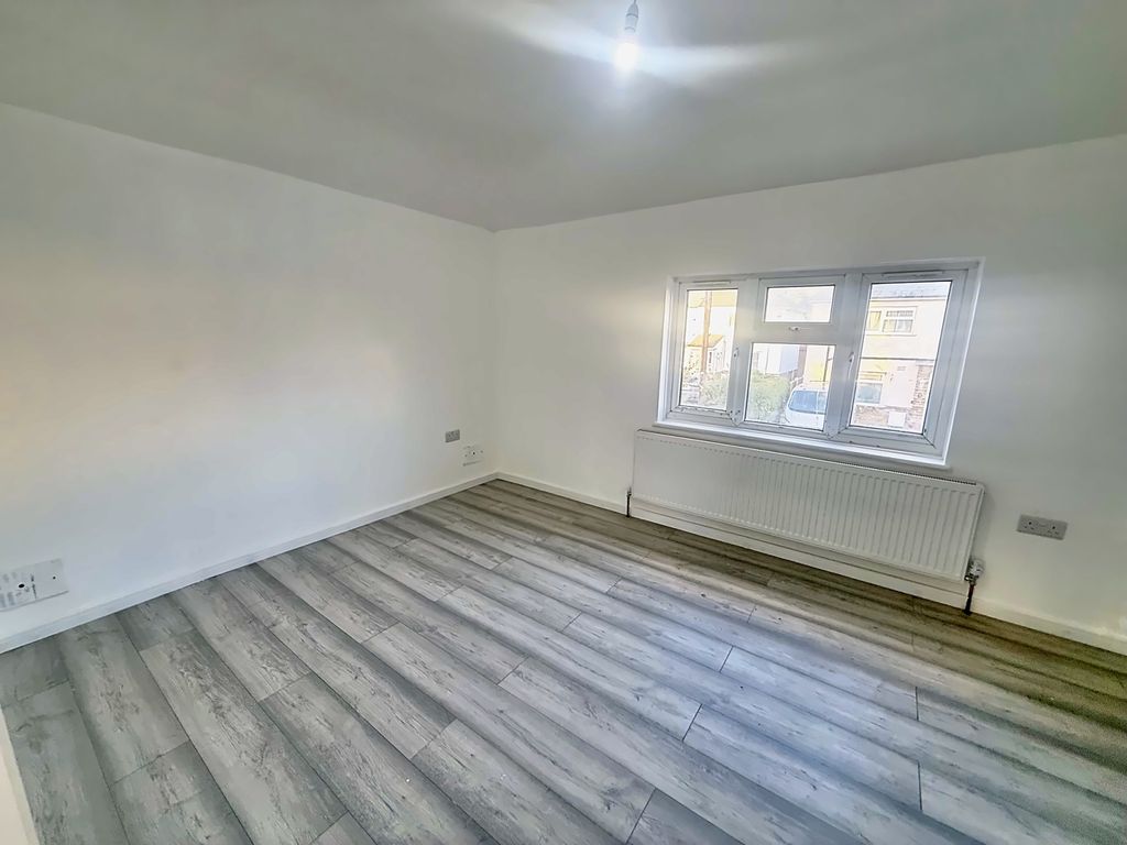 Property photo 1 of 3 Thee Bedroom House To Rent