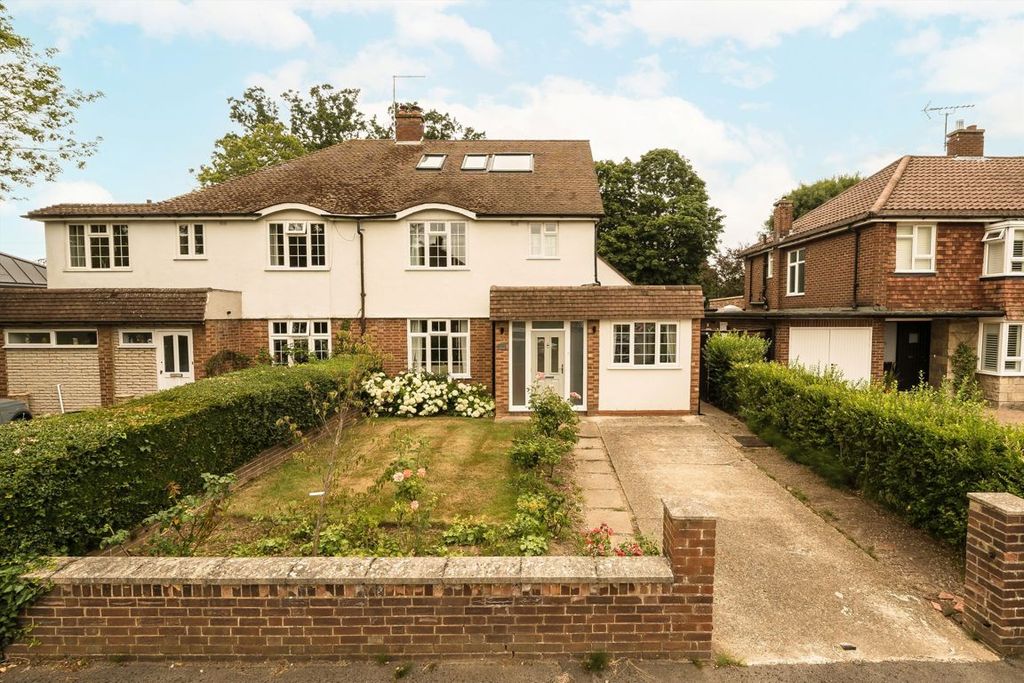 Property photo 1 of 10