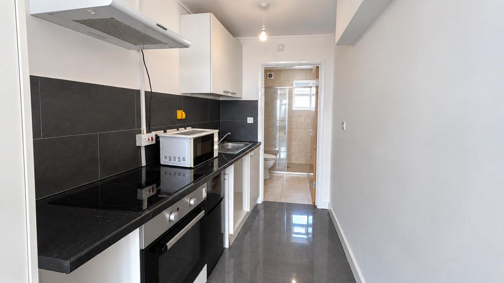 Property photo 3 of 4 80744775-7B10-4Cb1-8515-5Ec73A8Fcf9A.Png