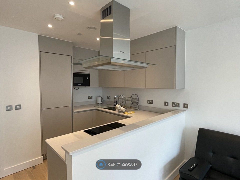 Property photo 1 of 8 Kitchen