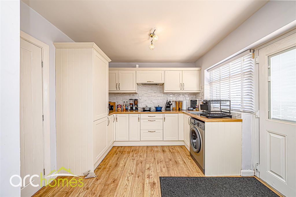 Property photo 3 of 27 Dsc07201-Edit.Jpg