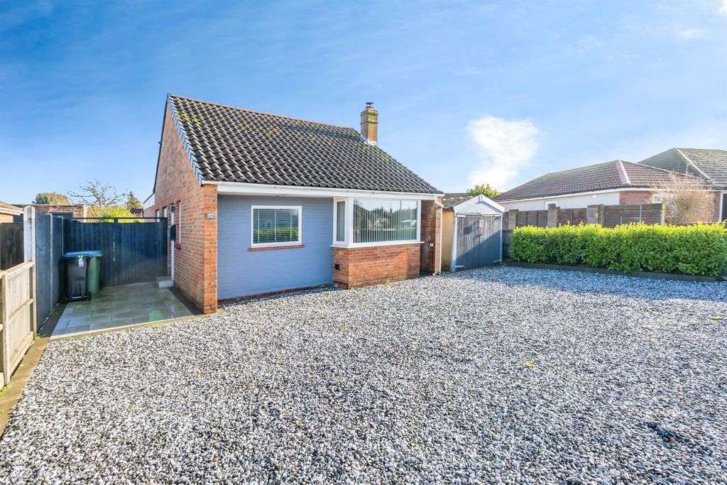 Property photo 2 of 16