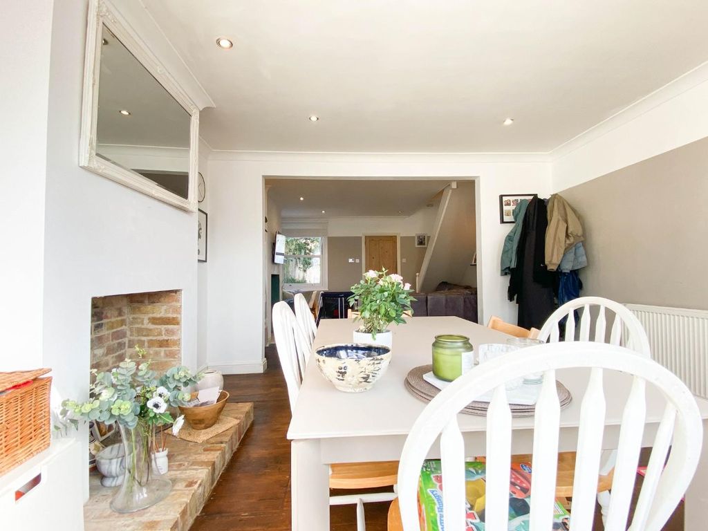 Property photo 3 of 25 Image00024.Jpg