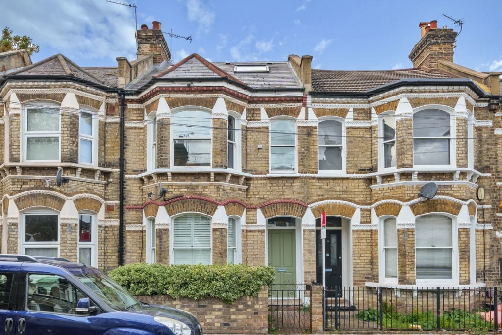 Property photo 1 of 6 1037011 (1)