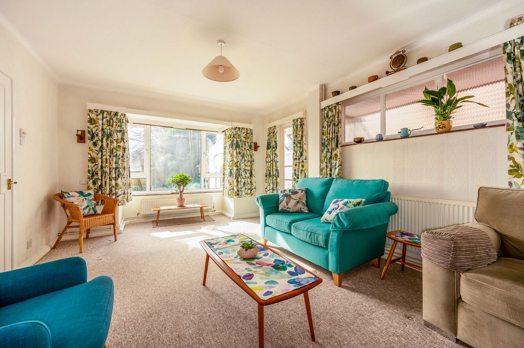 Property photo 3 of 21