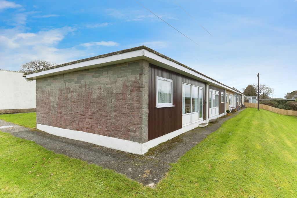 Property photo 1 of 15 Photography