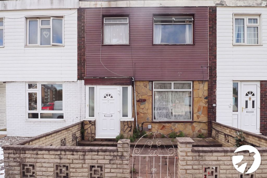 Property photo 1 of 16 Picture No. 17