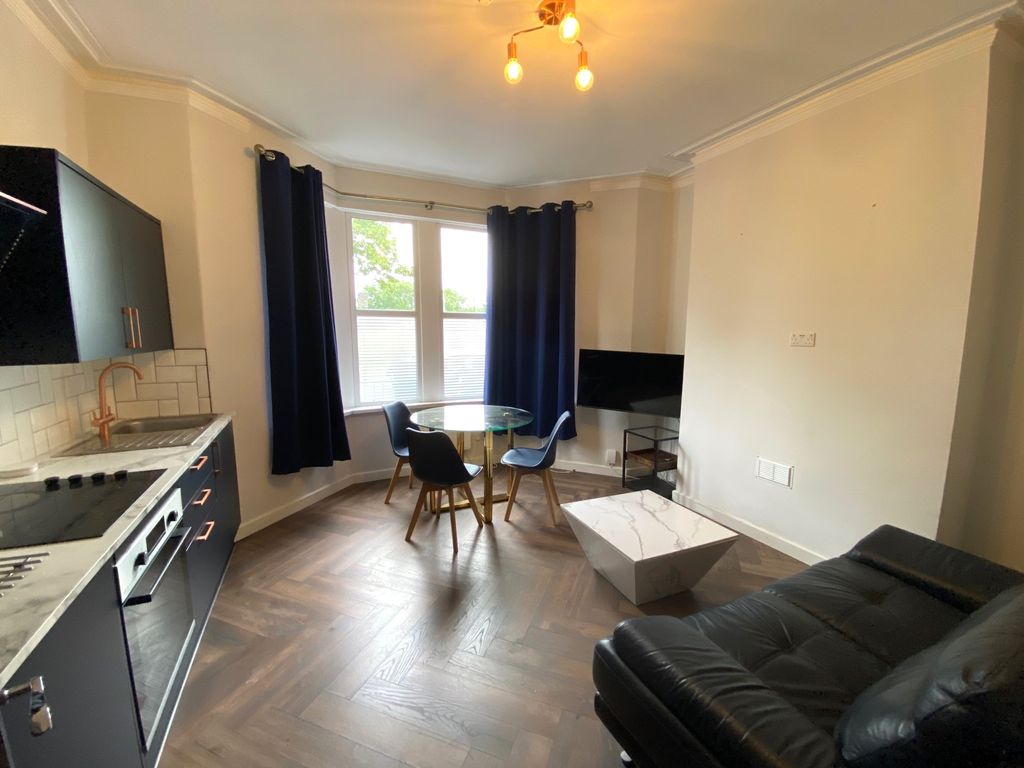 Property photo 2 of 41