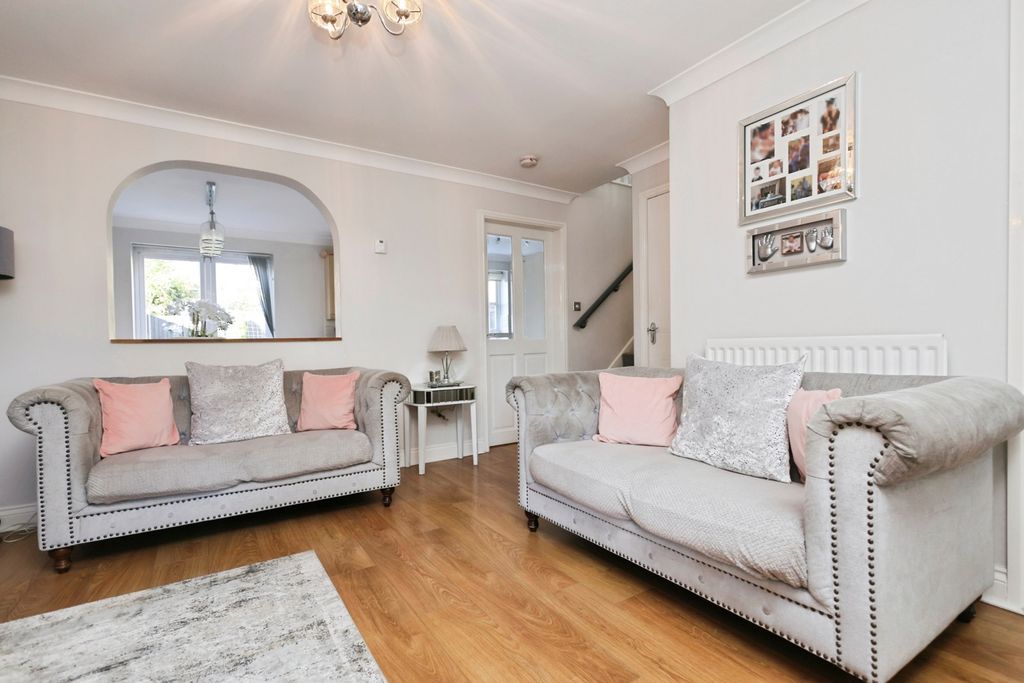 Property photo 2 of 18 Pbox-Img.Jpg