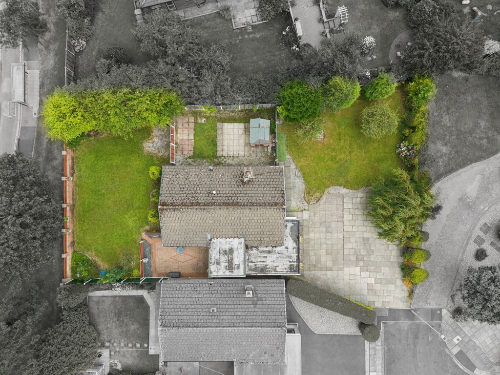 Property photo 2 of 30