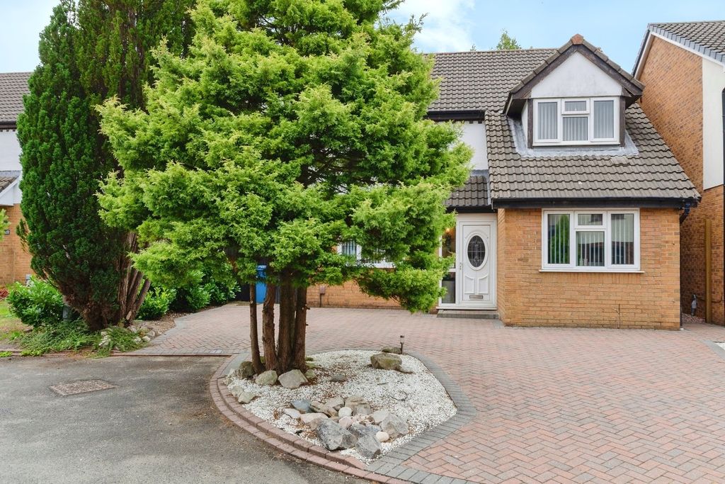 Property photo 1 of 25