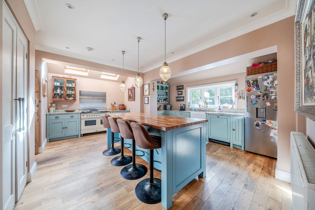 Additional image 5 of 5 bed semi-detached house for saleLoseley Lane, Liphook GU30
