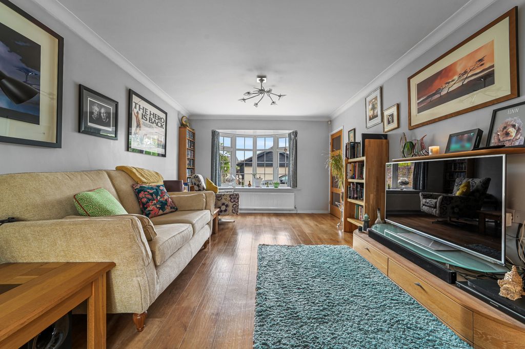 Property photo 3 of 43 Ht-Ja-Mulberrys-10