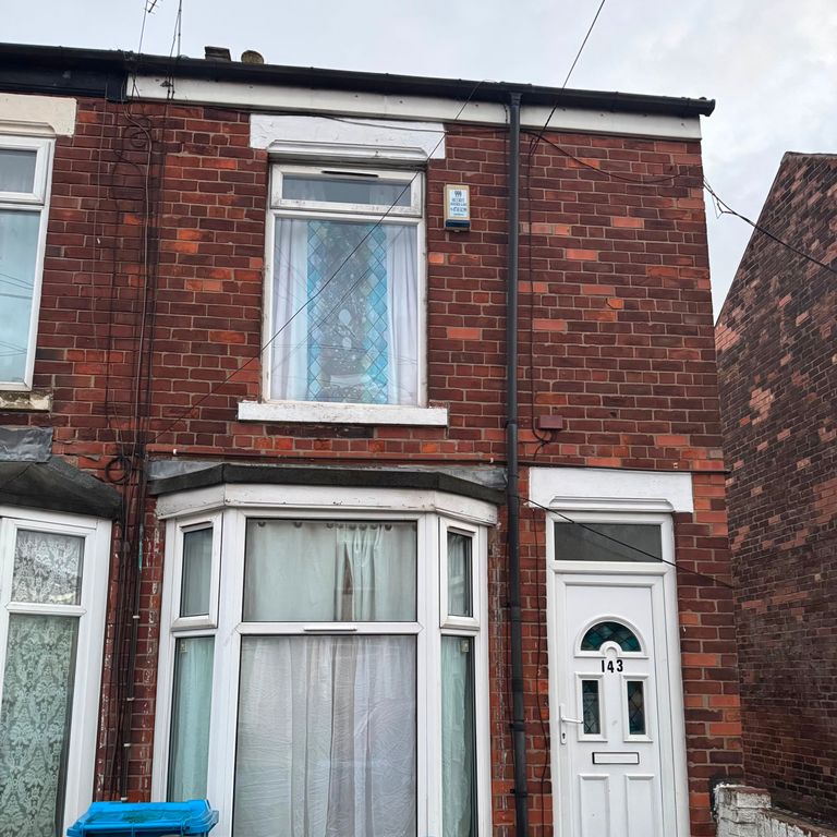 Property photo 1 of 8