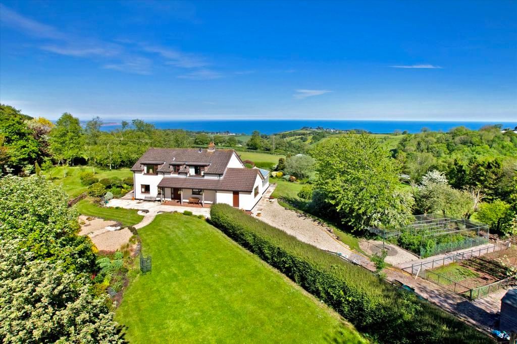 Property photo 1 of 29 Doveteign