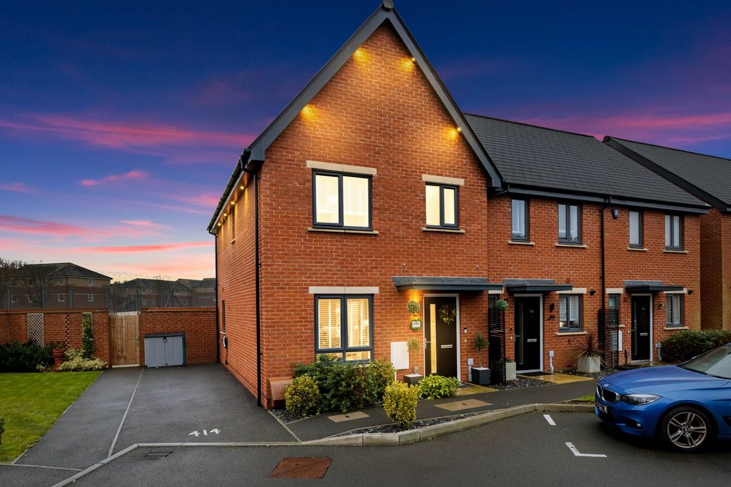 Property photo 1 of 20