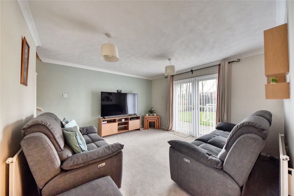 Property photo 2 of 17 Picture No. 09