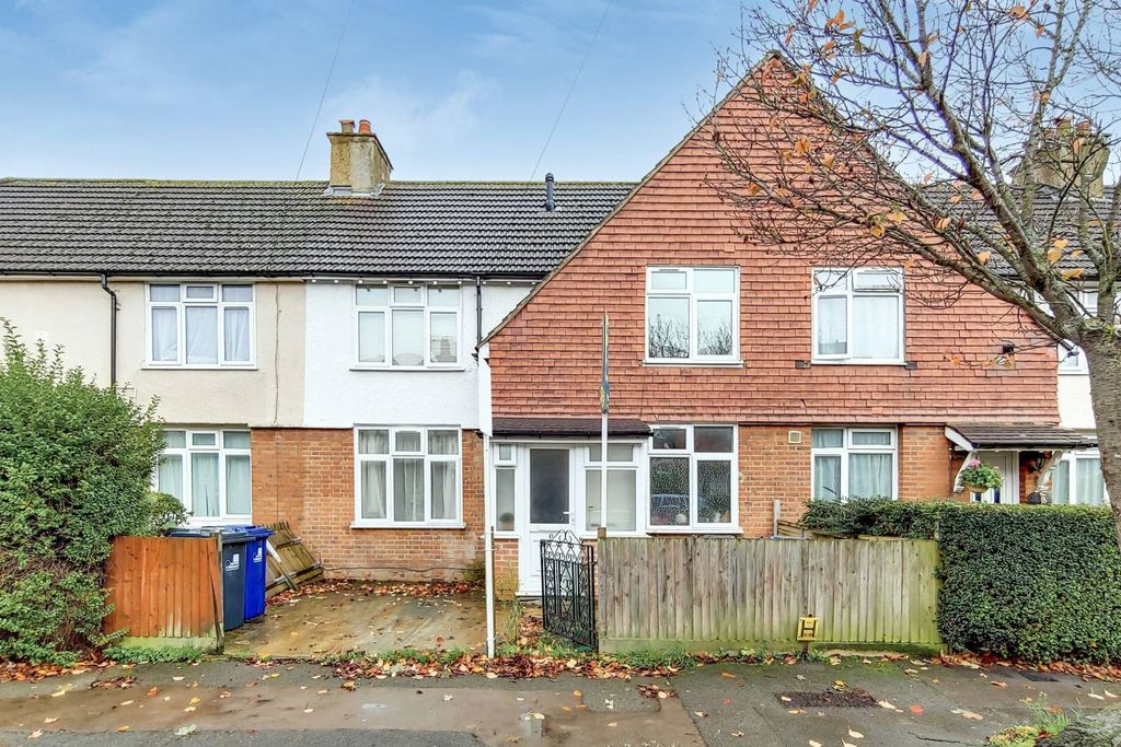 Property photo 2 of 9