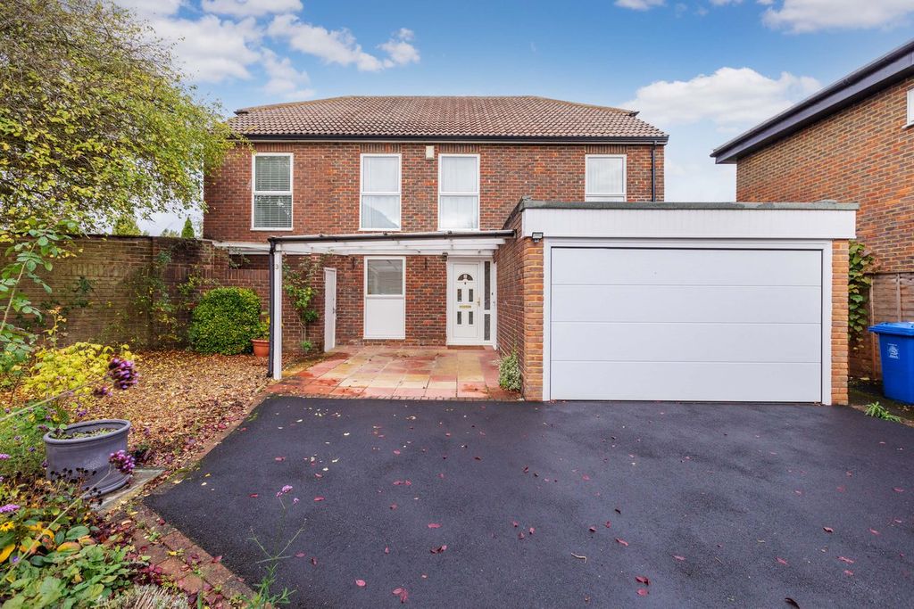 Property photo 1 of 22