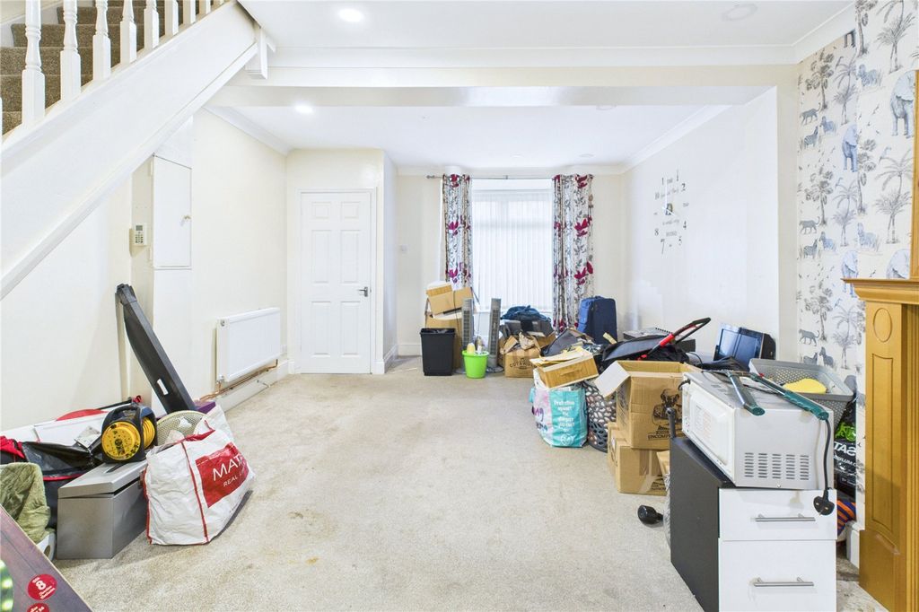 Property photo 2 of 17 Picture No. 08