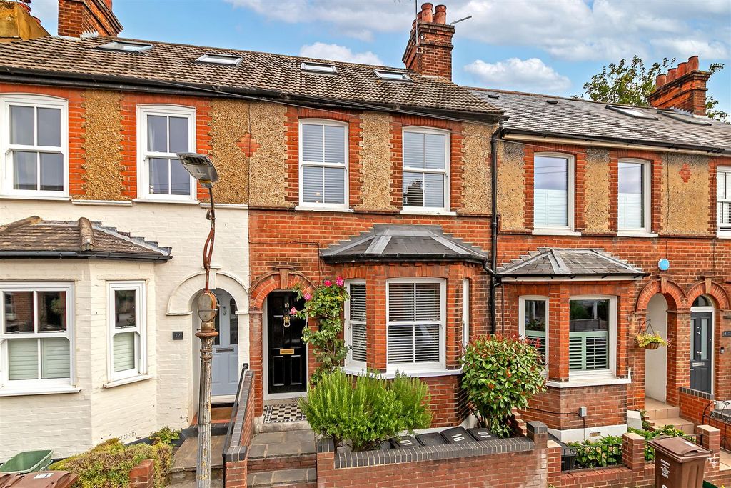 Property photo 1 of 35 10Hartroad-2.Jpg